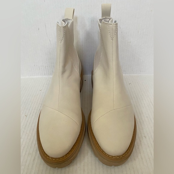TOMS Women's Cort Lug Sole Pull On Chelsea Booties Size 8.5 - Picture 3 of 7